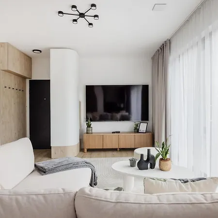 Penthouse With View And Parking For Two