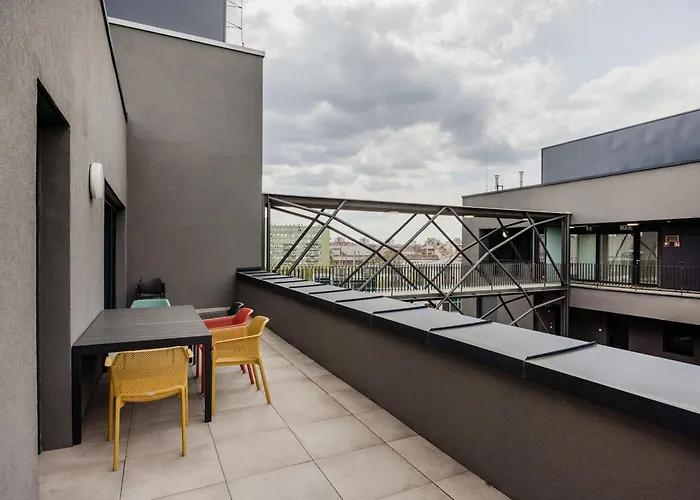 Lägenhet Penthouse With View And Parking For Two