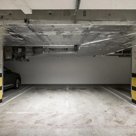Penthouse With View And Parking For Two * Будапешт