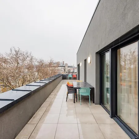 Penthouse With View And Parking For Two * Budapest