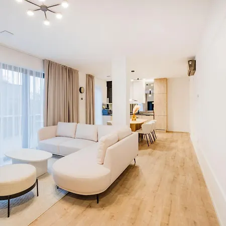 Apartment Penthouse With View And Parking For Two Budapest