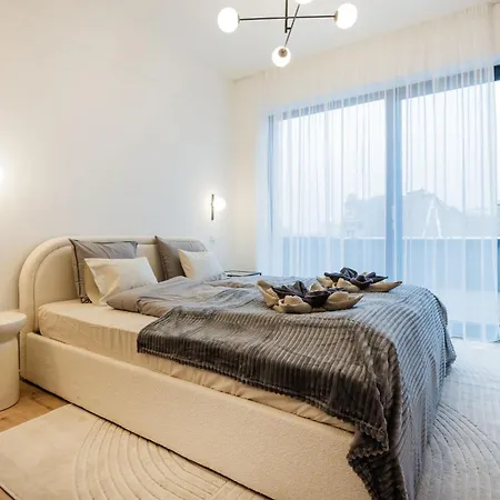 Apartment Penthouse With View And Parking For Two Budapest