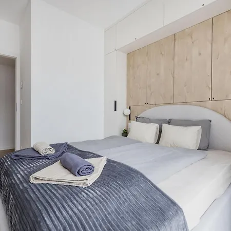 Apartman Penthouse With View And Parking For Two Budapest