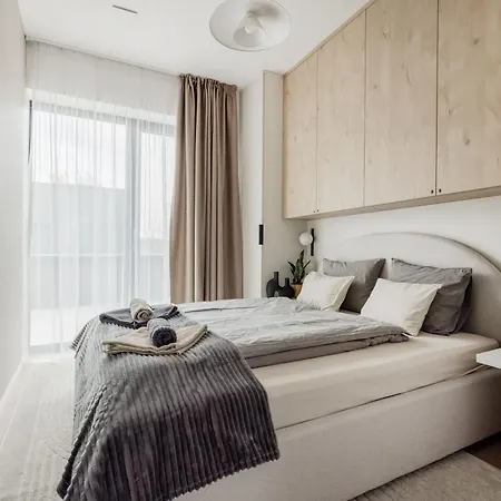 Apartman Penthouse With View And Parking For Two *